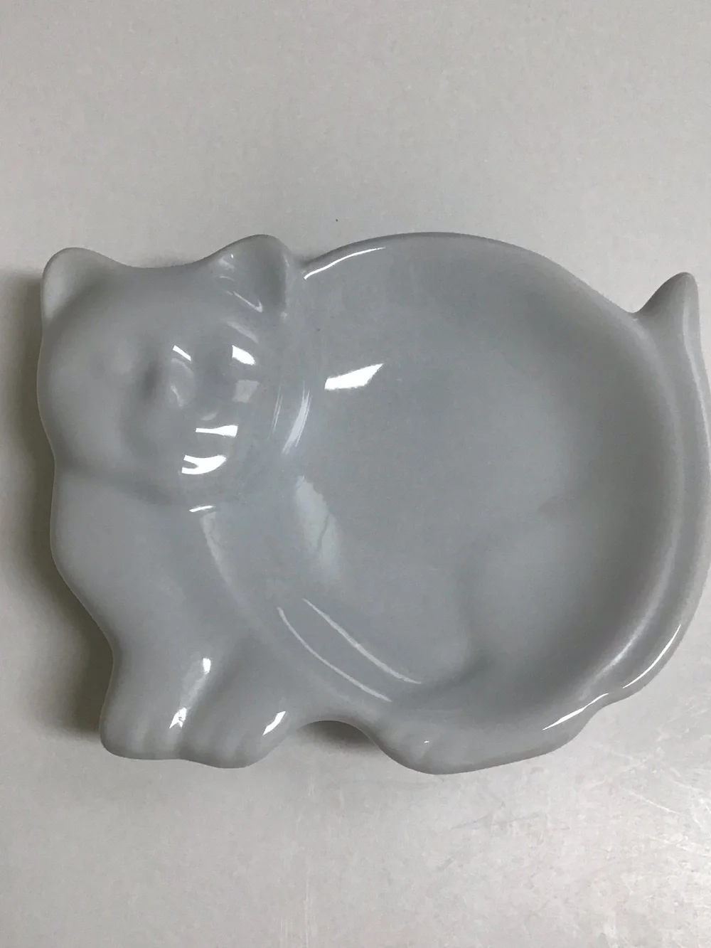 Knobler Porcelain White Cat Tea Bag Holder Trinket Dish Gum 3x4” Japan Vintage